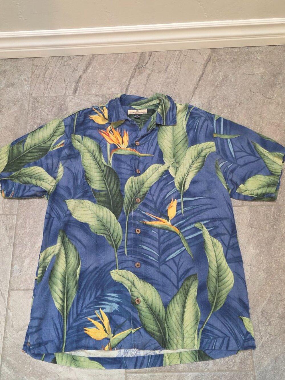 Tommy Bahama Silk Tropical Hawaiian Short Sleeve Shirt Size Large Small Blue